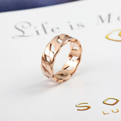 Elegant Infinity Link Ring